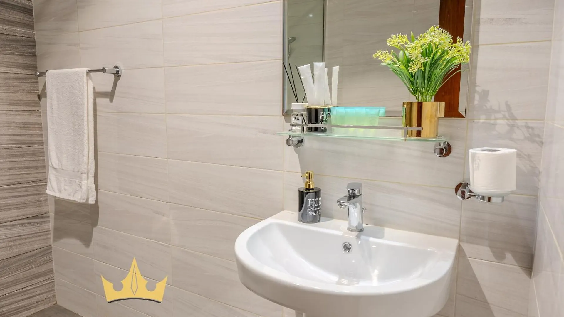 Apartment Dunya Tower Royal Suite Burj Khalifa Street, Kings Dubai